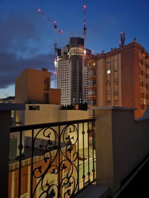Апартаменты Lujoso Piso Centro Aparcamiento Privado, Terraza & Ac Малага Экстерьер фото
