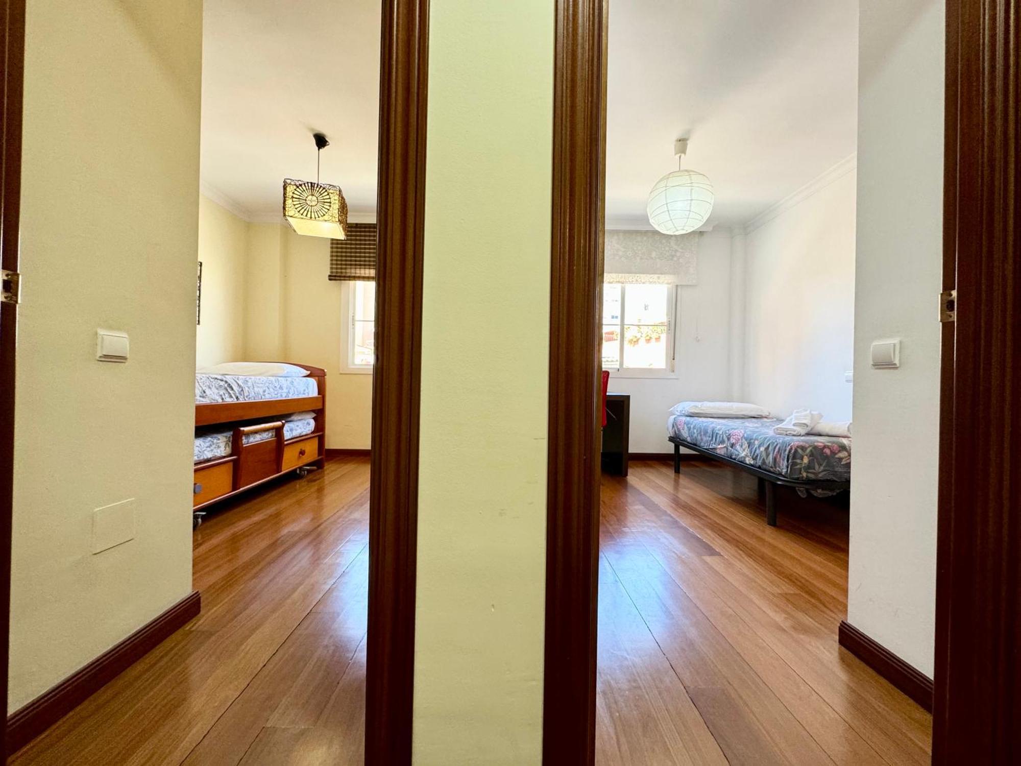Апартаменты Lujoso Piso Centro Aparcamiento Privado, Terraza & Ac Малага Экстерьер фото