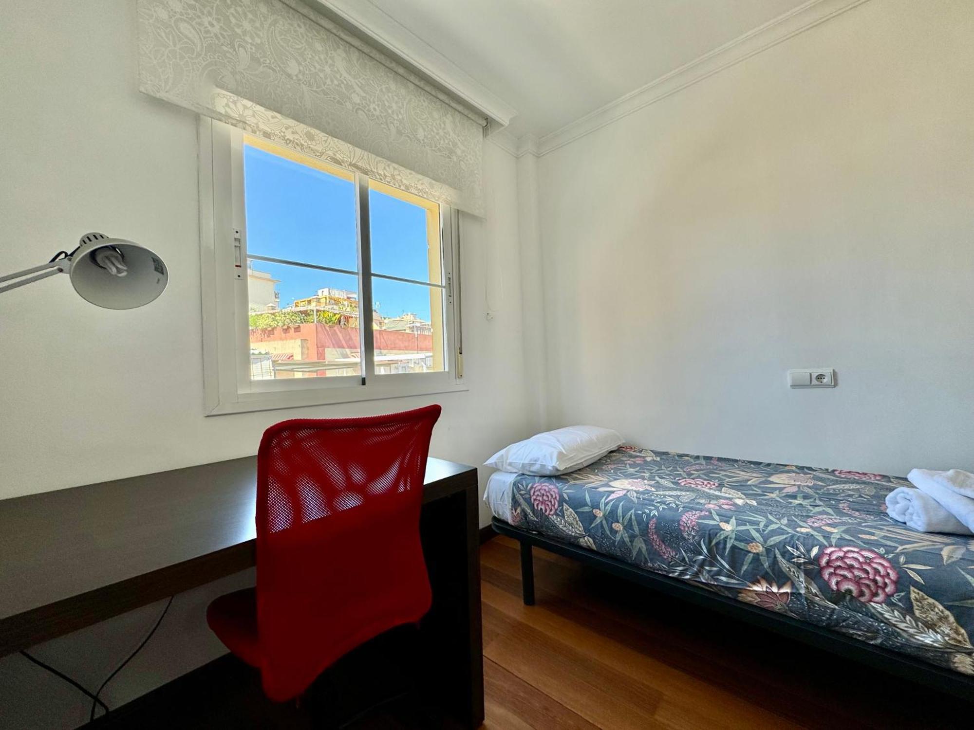 Апартаменты Lujoso Piso Centro Aparcamiento Privado, Terraza & Ac Малага Экстерьер фото