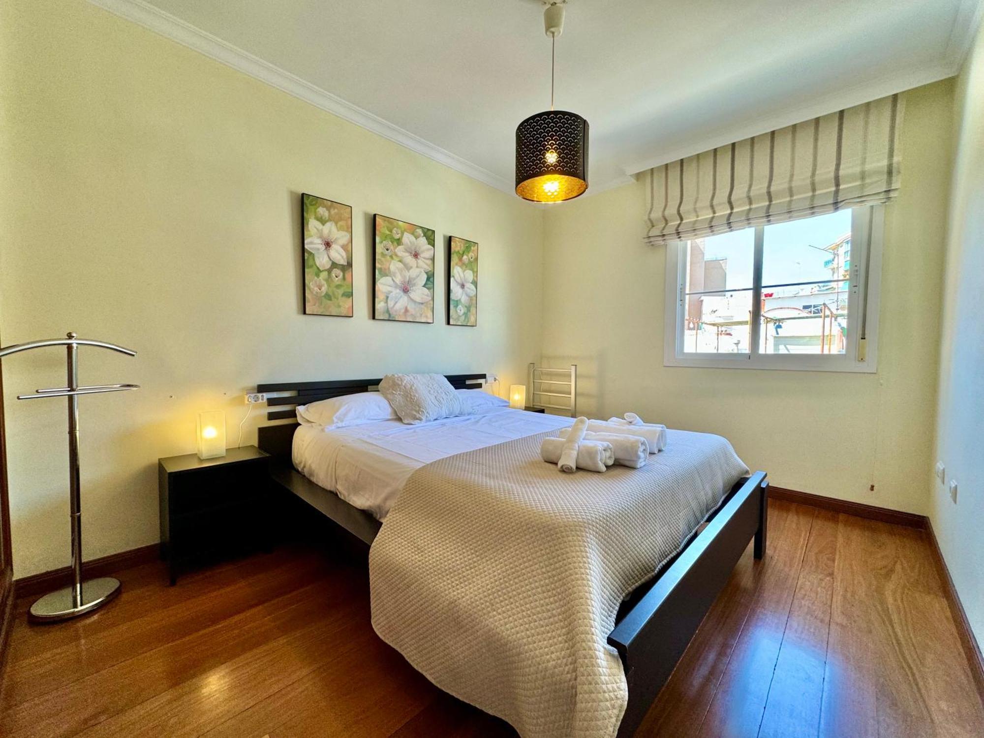 Апартаменты Lujoso Piso Centro Aparcamiento Privado, Terraza & Ac Малага Экстерьер фото